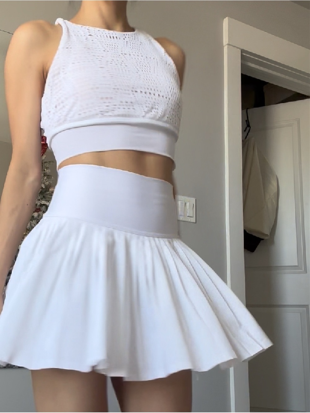 White Alo Yoga Tennis Set